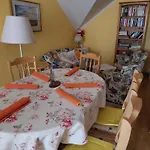 With A - C In 55117 Apartman