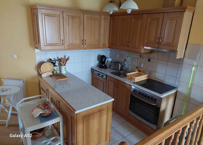 With A - C In 55117 * バラトンレッレ